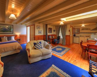 Old Wesleydale Heritage Accommodation - Deloraine