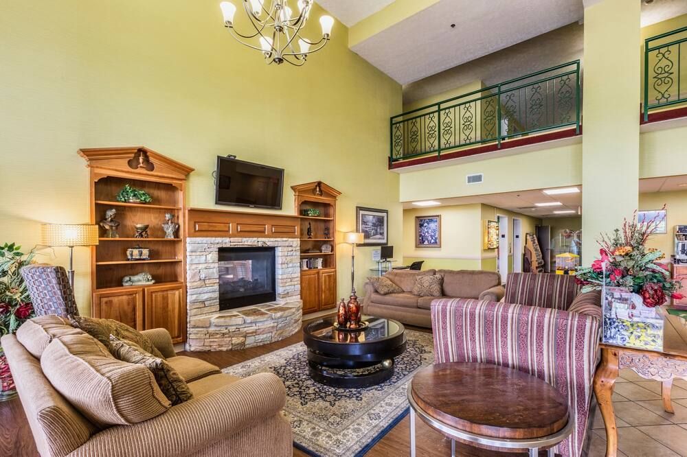 Park Grove Inn - Pigeon Forge - Lobby
