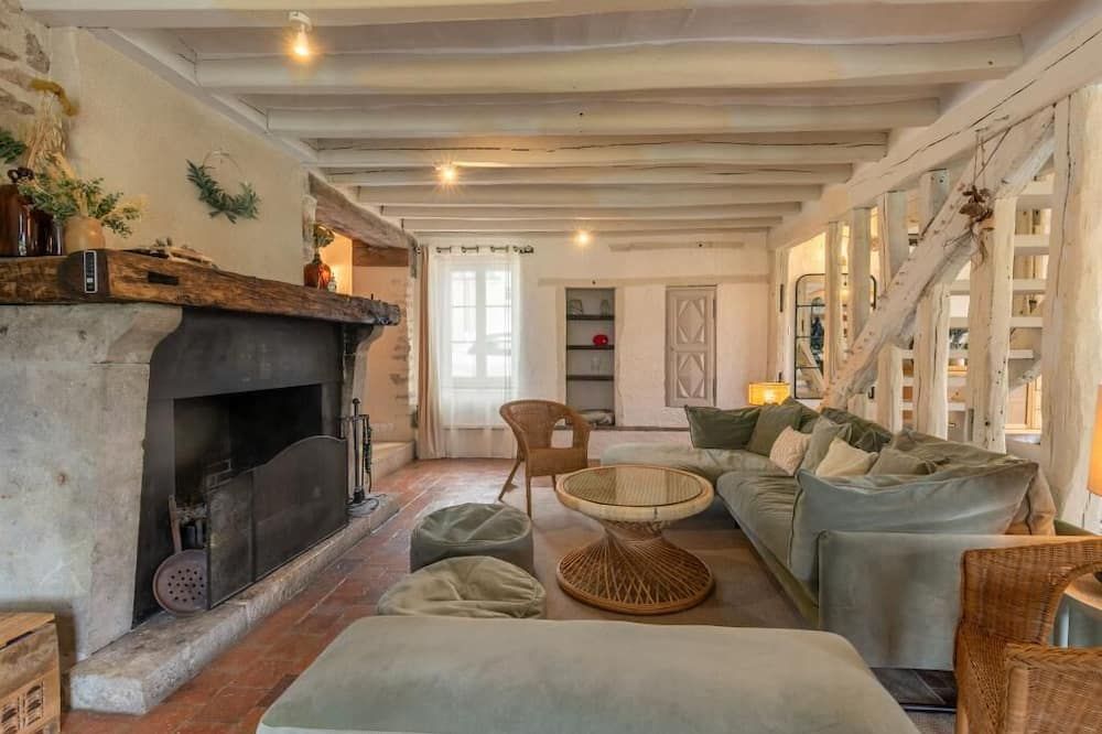 Le Cottage de Chitenay - شيتونيه - غرفة معيشة