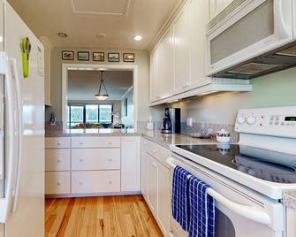 Port Ludlow condos with beautiful water views - Port Ludlow - Cocina
