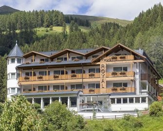 Hotel Royal - Sesto - Edificio