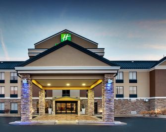 Holiday Inn Express & Suites Cedar Rapids-I-380 @ 33rd Ave By IHG - Cedar Rapids - Edificio