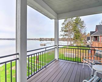 half Mi to White Pine Trail Lakefront Home with Dock - Cadillac - Balcony