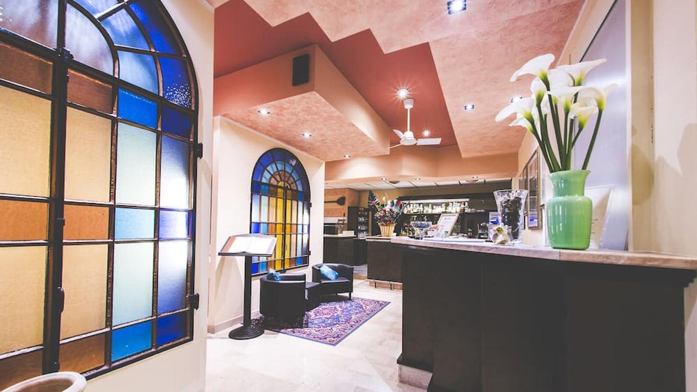 Quari Hotel Restaurant & Pizza