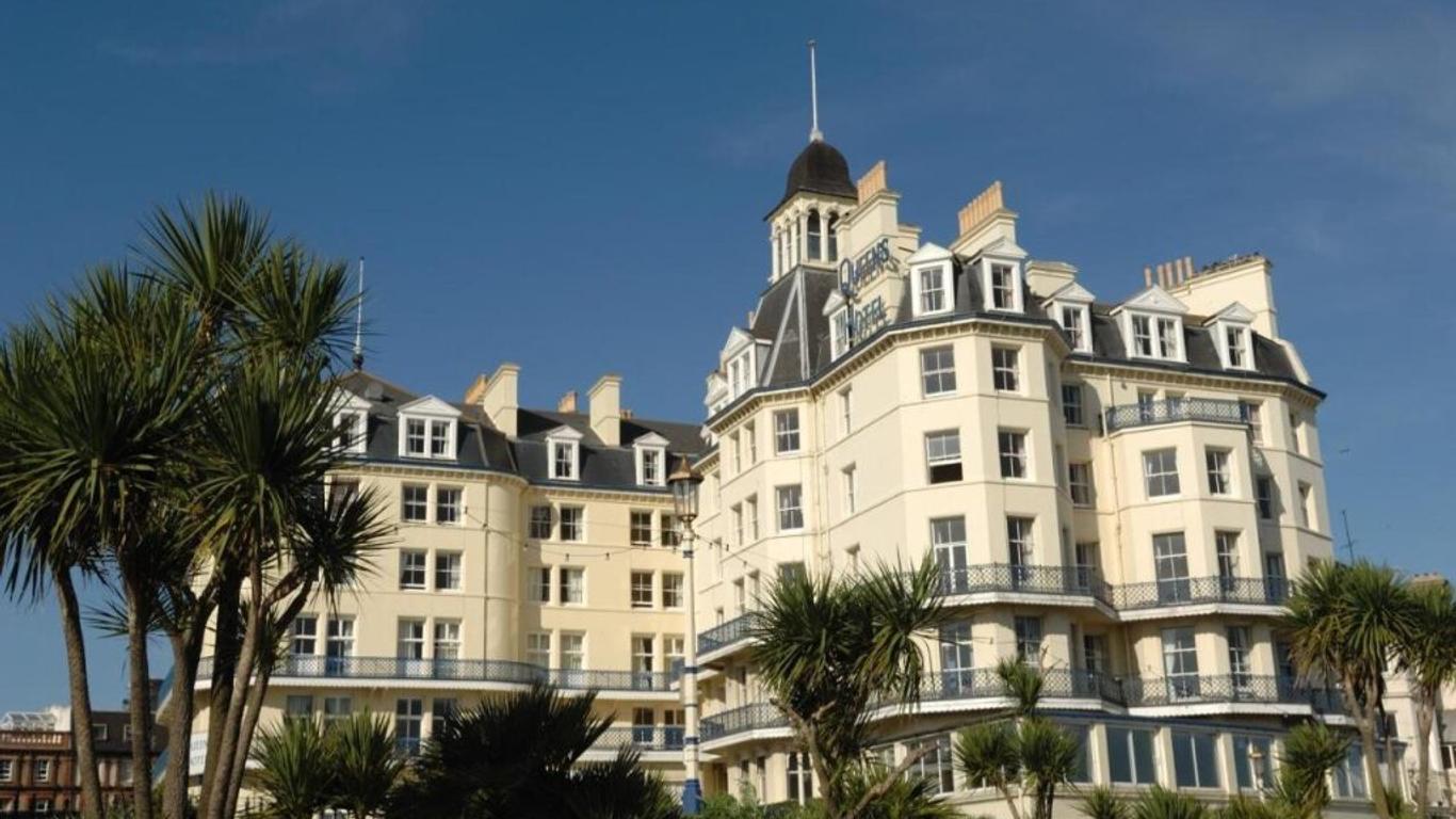 Queens Hotel