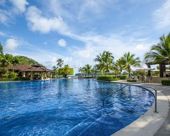 Stay In Costa Rica - Los Sueños Rentals - Herradura - Piscina
