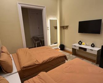 Cairo Hub - Cairo - Bedroom