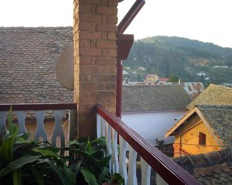 Chez Julienne Et Patrick - Fianarantsoa - Balcón