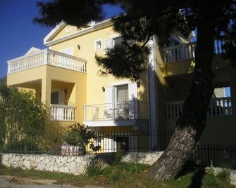 Nikolaos Studios Skala - Skala - Building