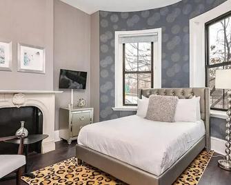 Premier Suites Bay Village - Boston - Bedroom