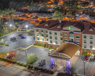 Holiday Inn Express & Suites Gulf Shores By IHG - Gulf Shores - Building