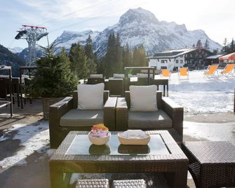 Hotel Sonnenburg - Lech am Arlberg - Patio