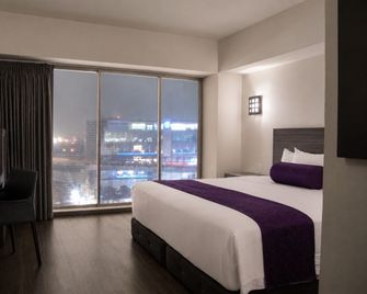 We Hotel Aeropuerto - Mexico City