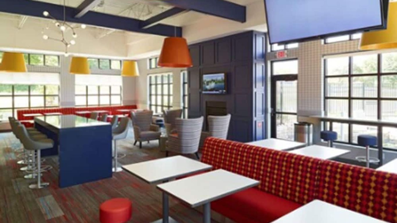 LivINN Hotel St Paul East / Maplewood