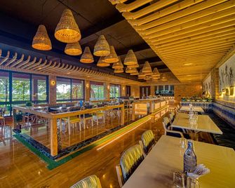 The Grand Resort - Igatpuri - Ресторан