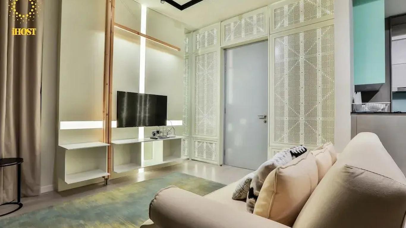 Expressionz Professional Suites by Ben