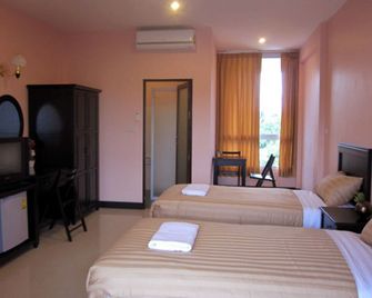 The Victory Hotel - Mae Sai - Schlafzimmer