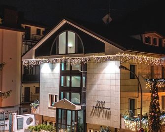Hotel Petite Fleur - Roccaraso - Gebouw