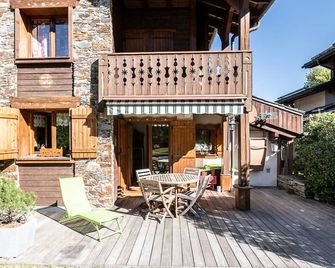 Beautiful duplex with garden in Chamonix, 4 people, pets allowed, parking, wifi - Chamonix - Patio