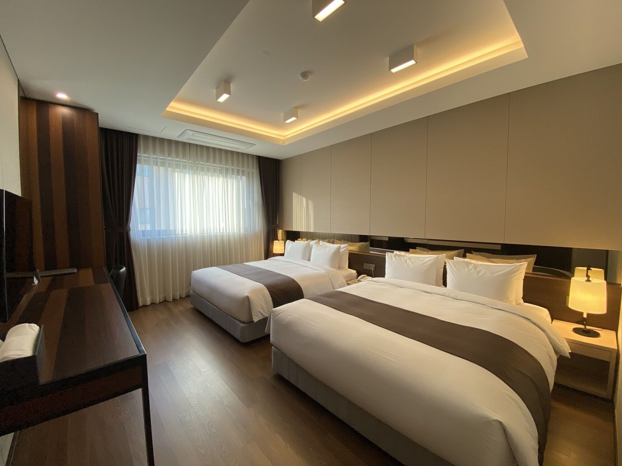 New Donghae Hotel - Donghae