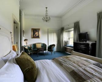 The Ickworth Hotel - Bury St. Edmunds - Bedroom