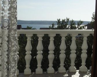 Apartments Kuss - Novaglia - Balcone