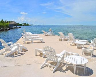 Charming 2 Bedroom Ground Level Home with Bay Views - Islamorada - Strand