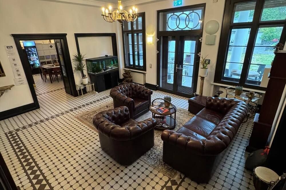 Die Villa Hotel - Леверкузен