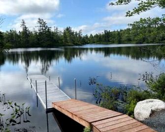 Enchanting Glamping Tent for Two with Lake Views in Texas - Porters Lake