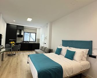 Apart-hotel Happy Life - 阿利坎特 - 臥室