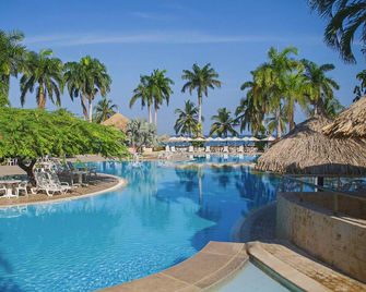 Beachfront, Fully equipped apartment Zuana Beach Resort (90 m2) Santa Marta - Santa Marta - Piscine