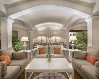 Hotel Le Ginestre - Porto Cervo - Lounge