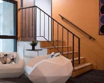 Hostel du Nord - Duluth - Lobby