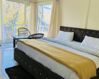 In Apple Estate Kanatal - Himalayan View Resort With Courteous Staff - Kanatal - Bedroom