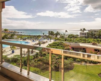 Paradise Perch - Royal Retreats at Maho Beach - Lowlands - Balcon