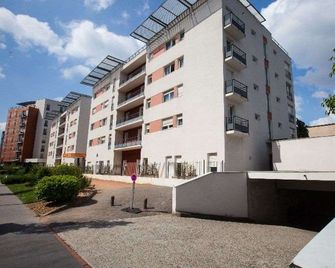 Apparthotel Privilodges Lyon Lumière - Lyon - Edificio