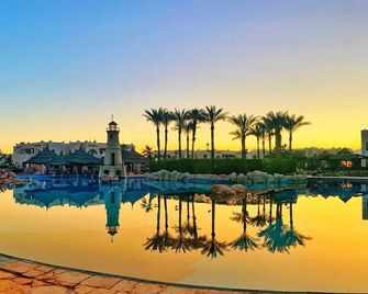 Club El Faraana Reef Resort - Sharm el-Sheikh - Pool