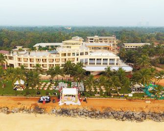Peninsula Del Mar Beach Resort - Padubidri