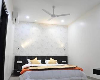 Hotel City Home - Ludhiāna - Habitación
