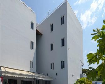 Ialysos City Hotel - Ialysos - Building