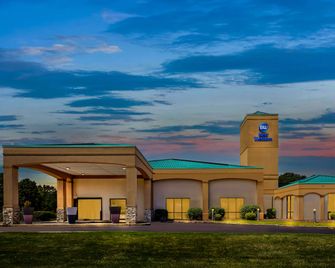 Best Western Executive Suites - Columbus - Building