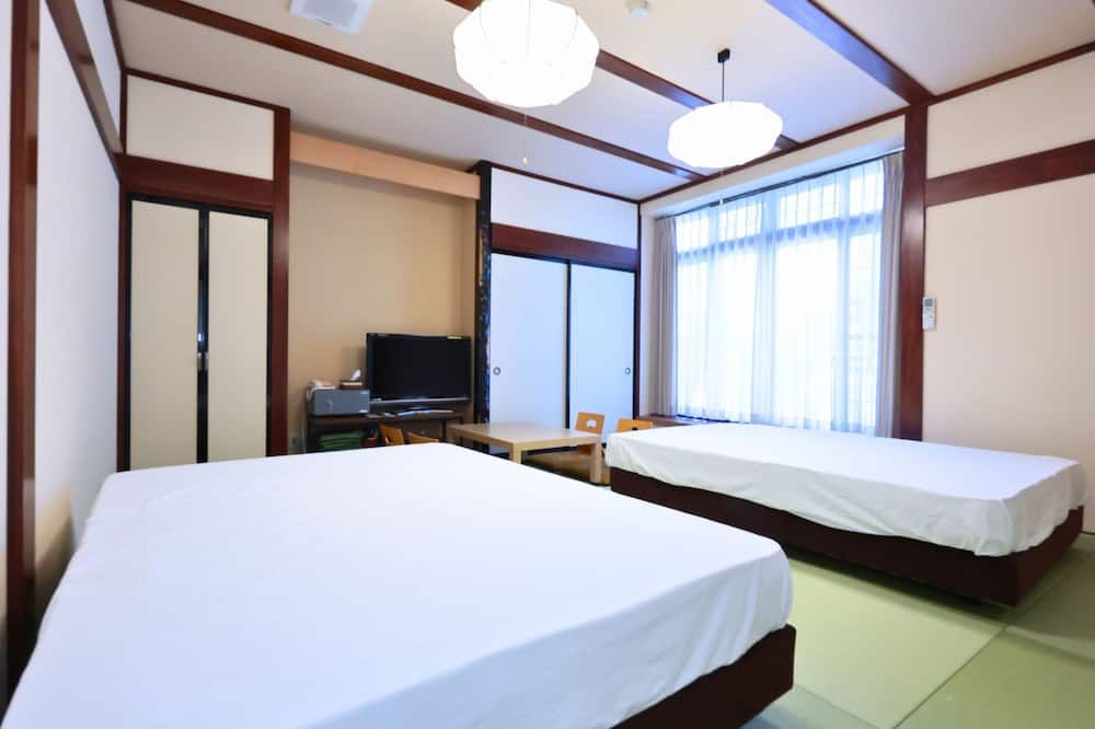 أويادو هاتشيبي - تاكاياما - غرفة نوم