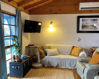 Sheoak Lodge - Penneshaw - Sala de estar