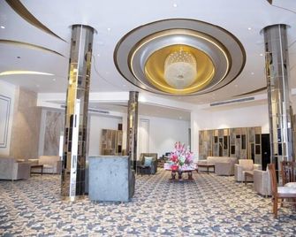 The Retreat Resort - Neu-Delhi - Lobby