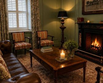 Powerscourt Arms Hotel - Enniskerry
