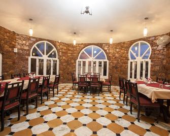 Bonjour paradise Resort - Udaipur - Restaurante