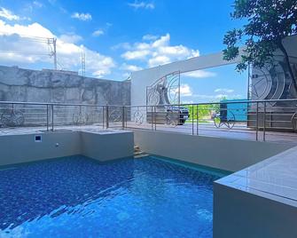 Hotel Wijaya family 2 - Yogyakarta - Balcony