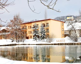 Familien Hotel Krainz - Loipersdorf bei Furstenfeld - Gebouw