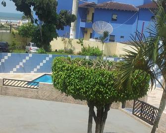 Chalet in vilagio, close to the beach, center, canal, skate park and shops !!!! - Bertioga - Pool