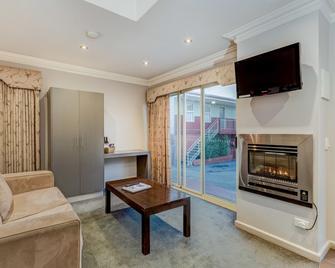 Seymours On Lydiard - Ballarat - Living room